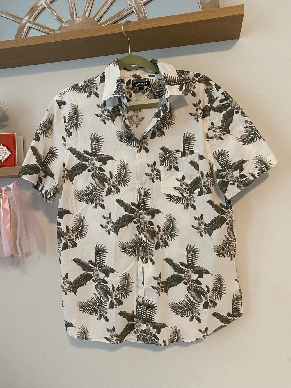 Express Men’s White Short Sleeve Tropical Print Shirt